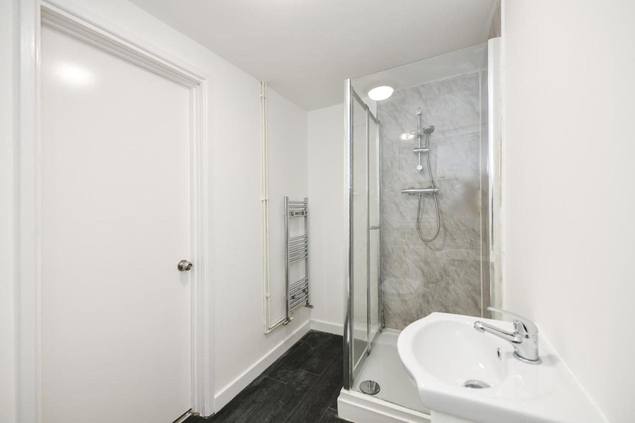 Waylen Street Suites Reading Luaran gambar