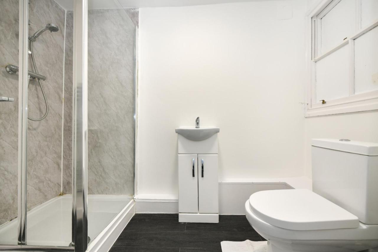 Waylen Street Suites Reading Luaran gambar