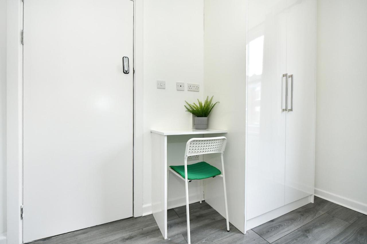 Waylen Street Suites Reading Luaran gambar