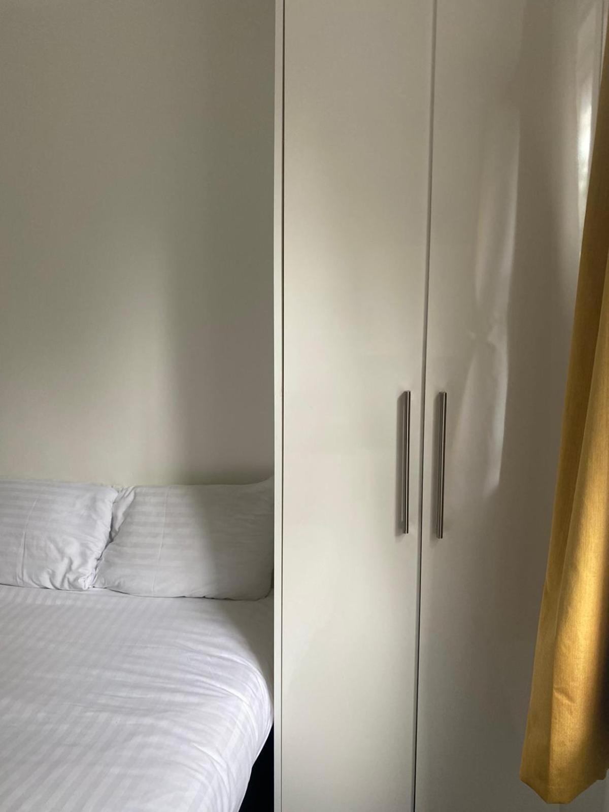 Waylen Street Suites Reading Bilik gambar