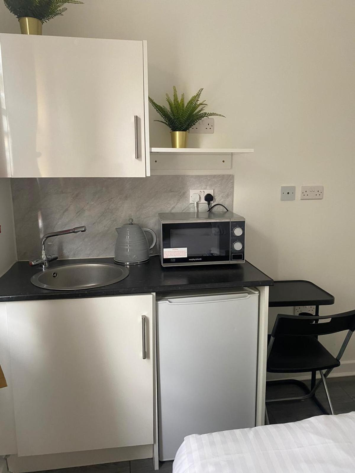 Waylen Street Suites Reading Bilik gambar